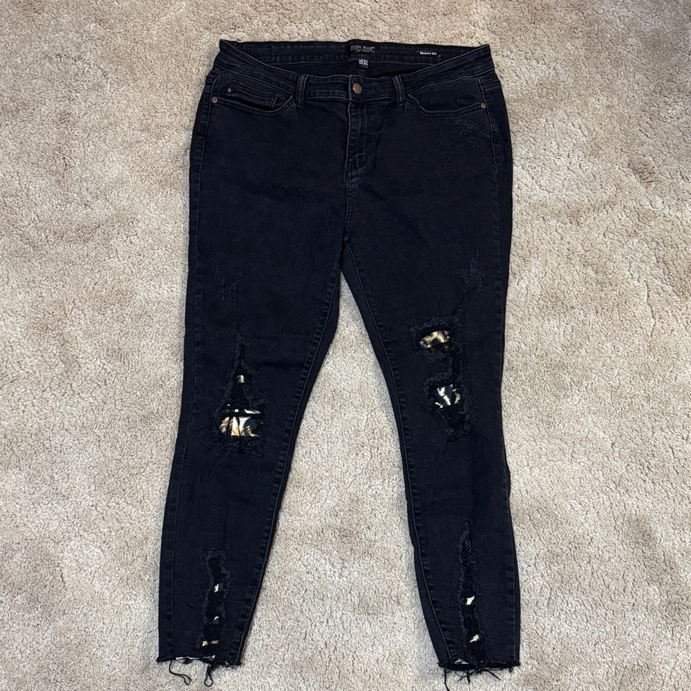 Judy blue Juliana midrise skinny leopard patch jeans